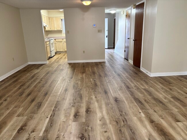 Building Photo - 2 Cinderella Ln NW