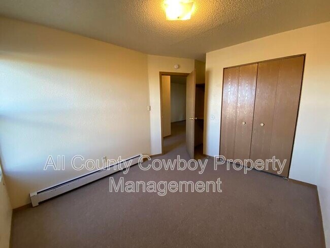 Building Photo - 3314 Joanna Brunner St