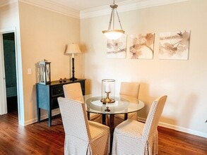 Building Photo - River Run Apartment Homes