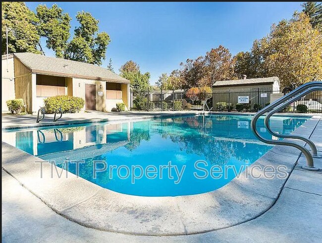 Foto del edificio - 3591 Quail Lakes Dr