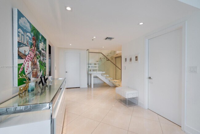 Foto del edificio - 7928 East Dr