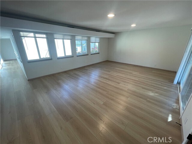 Foto del edificio - 215 W 11th St
