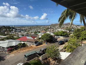 Building Photo - 3836 Pukalani Pl