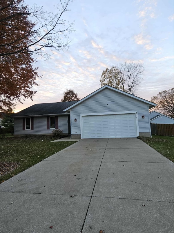 468 Topaz Ln Brunswick, OH 44212 – photo 1 of 18