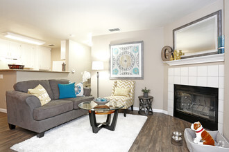 GREENBACK RIDGE APARTMENT HOMES photo'