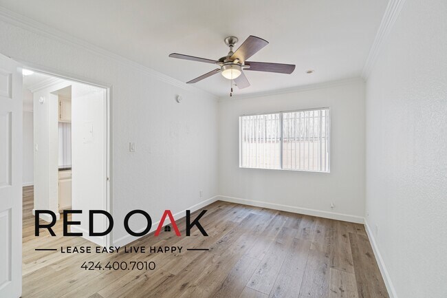 Foto del edificio - 4069 Oakwood Ave