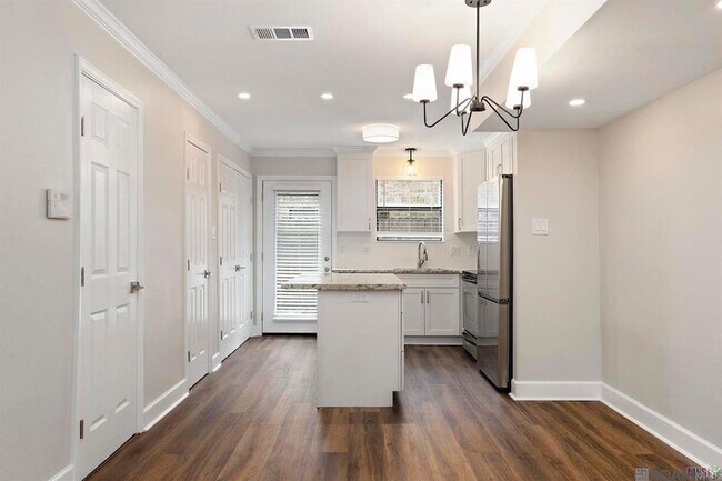 Foto del edificio - 9506 Jefferson Hwy