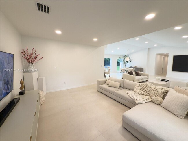 Foto del edificio - 7895 SW 76th Terrace