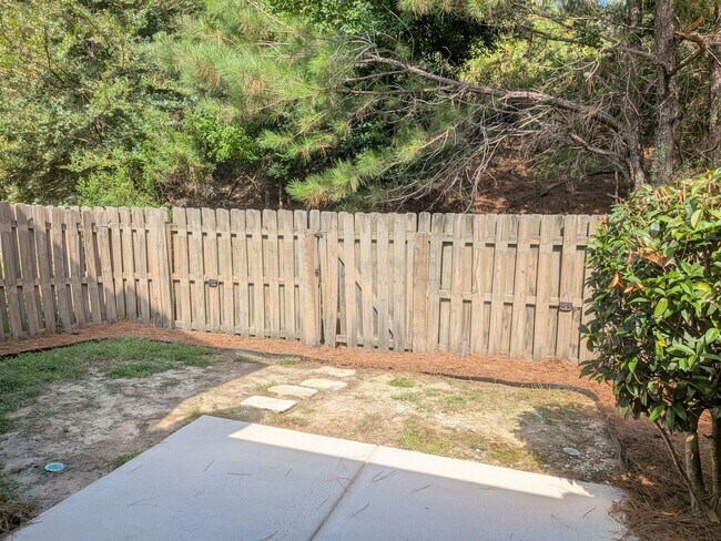 Building Photo - 315 Buxton Ln