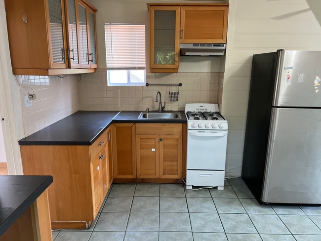Kithcen - 3976 W 7th St