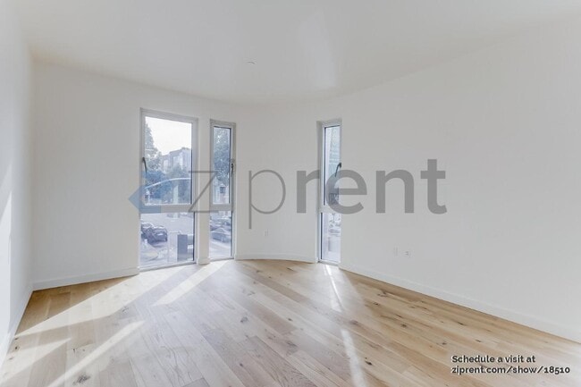 Building Photo - 388 Fulton St