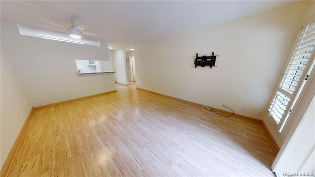 Building Photo - 95-648-648 Wikao St
