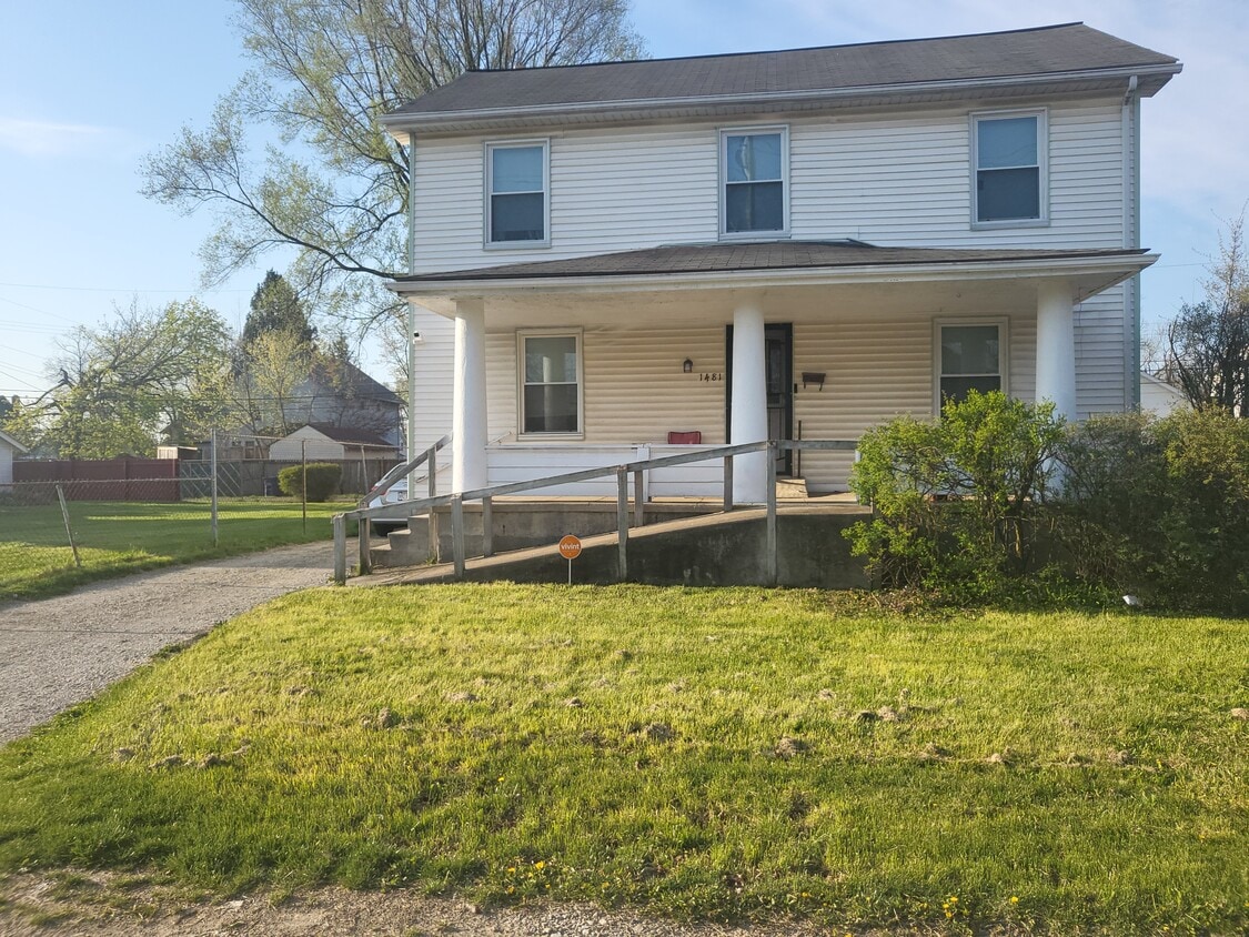 Building Photo - 1481 E Hudson St