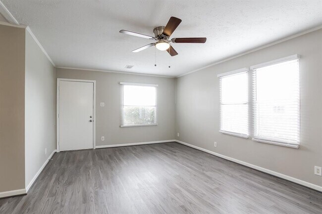Foto del edificio - 11819 Greenspark Ln