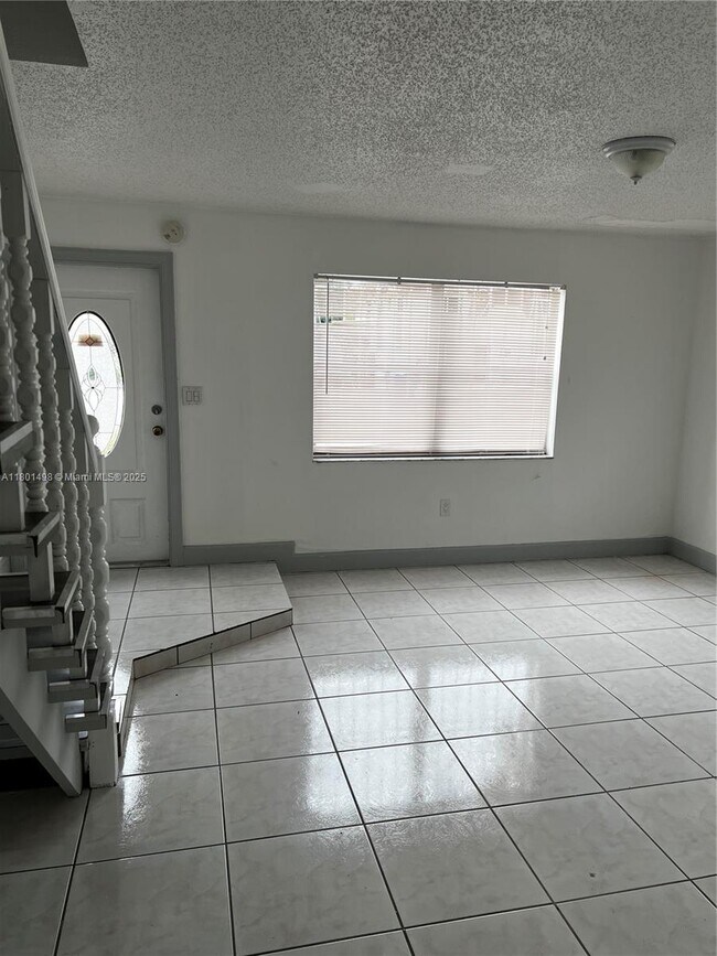 Building Photo - 5067 NW 5th St