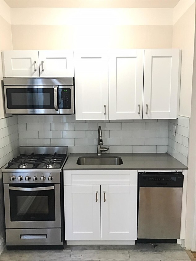 Foto principal - 2523 31st Ave