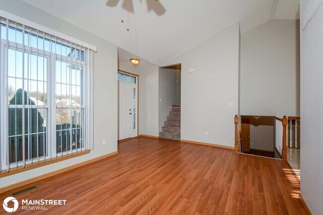 Building Photo - 209 Williamsburg Ct, Crystal City, MO 63019