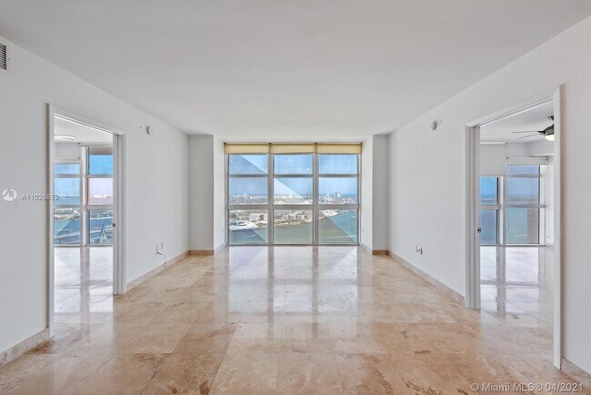 Foto del edificio - 50 Biscayne Blvd