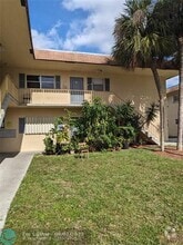 Building Photo - 1421 NW 45th St