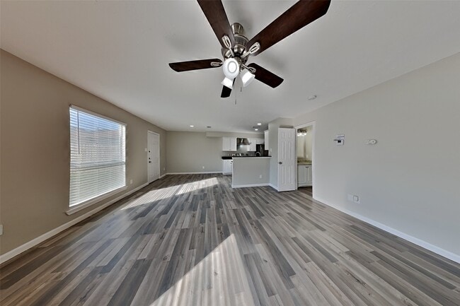 Building Photo - 4631 Daisy Meadow Dr