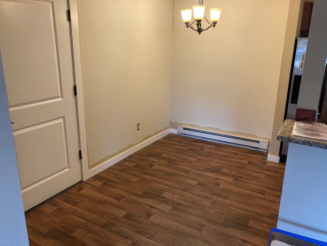 Foto principal - 4635 Bembrick St