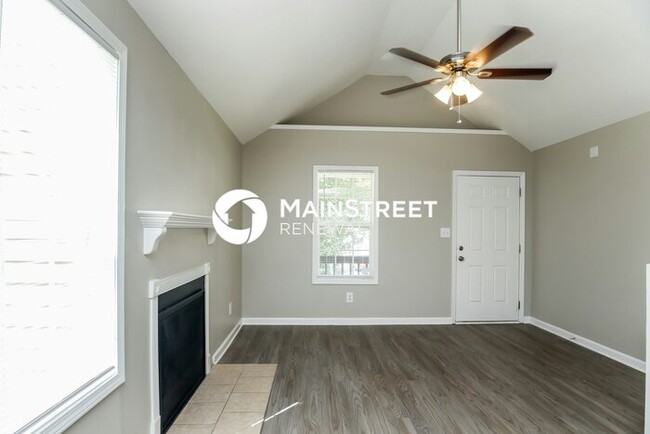 Building Photo - 1029 Abercorn Way
