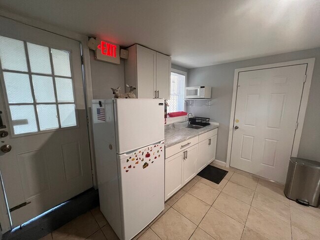 Foto del edificio - 29 Waverly St