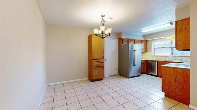 Foto del edificio - 1002 Hardwood Ln