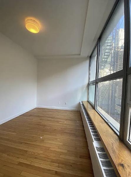 Foto del edificio - 102 Fulton St