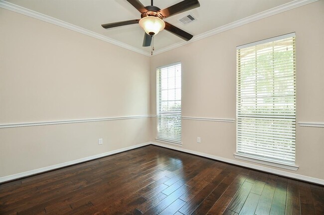 Building Photo - 27306 Aspen Falls Ln