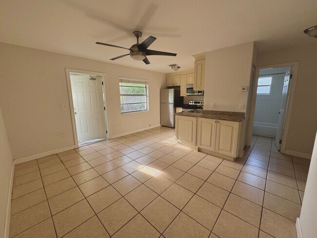 Foto del edificio - 1114 SW 2nd Ct