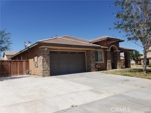 Foto del edificio - 12644 Madrona St