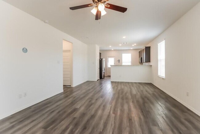 Building Photo - 20975 Endeavor St