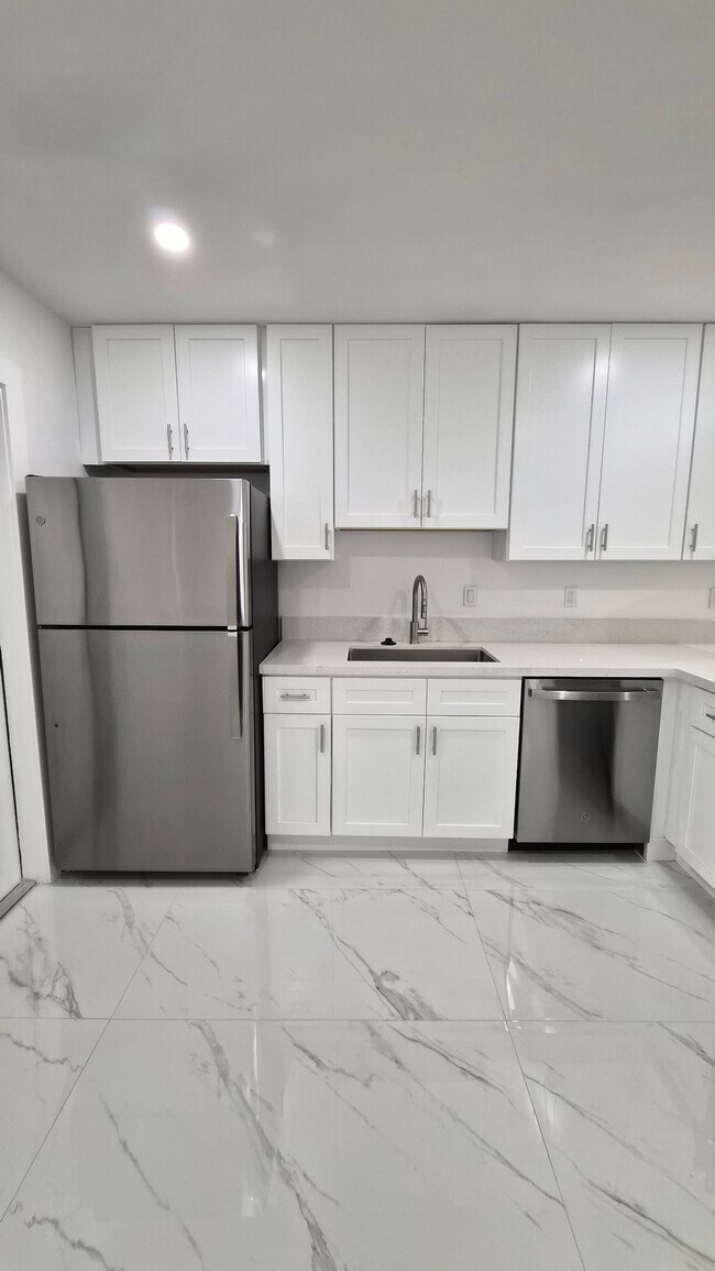 Foto del edificio - 1825 Scott St