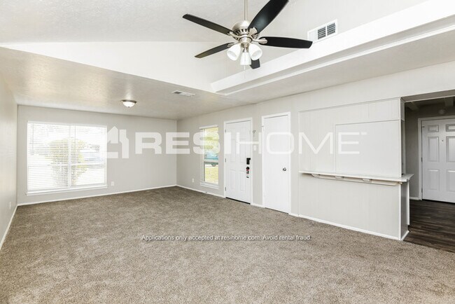 Building Photo - 3505 Finley Road