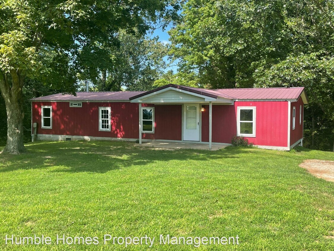 Foto principal - 3 br, 2 bath House - 2890 Cemetery Road