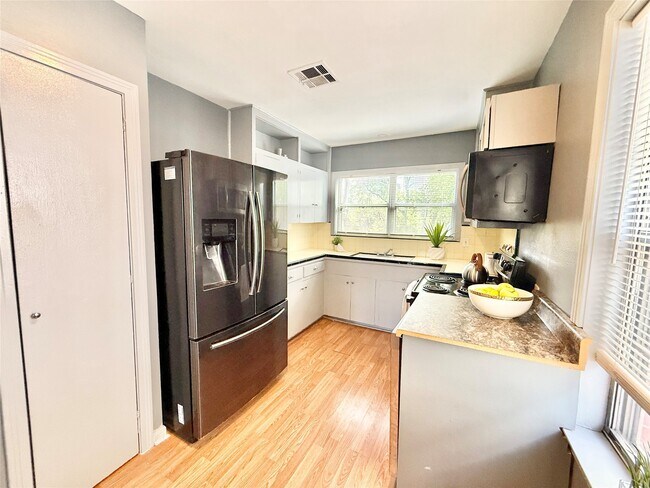 Foto del edificio - 2027 Sheridan St