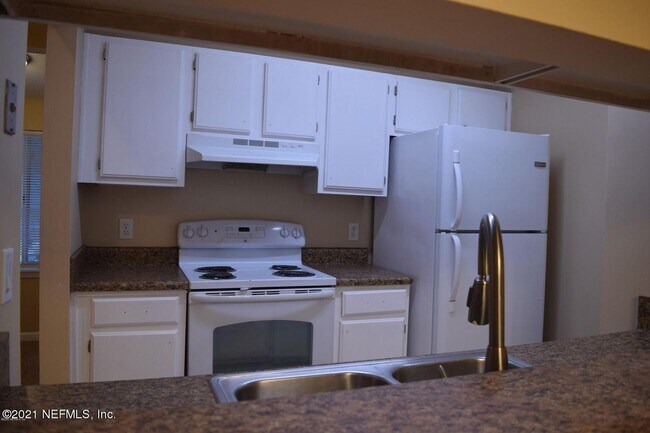 Building Photo - 3270 Ricky Dr