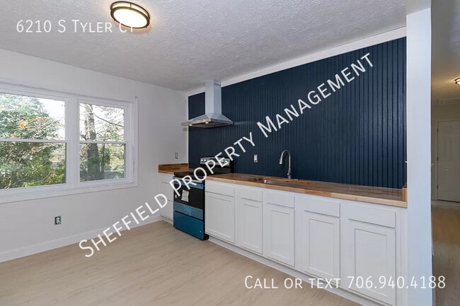 Building Photo - 6210 S Tyler Ct