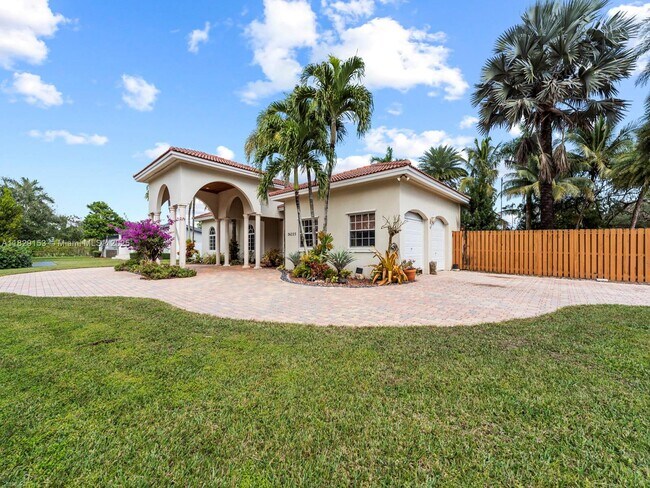 Foto del edificio - 24225 SW 198th Ave
