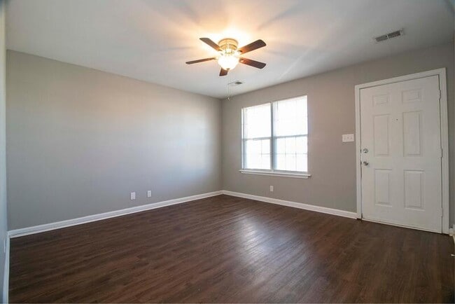 Building Photo - 1125 Keith Ave