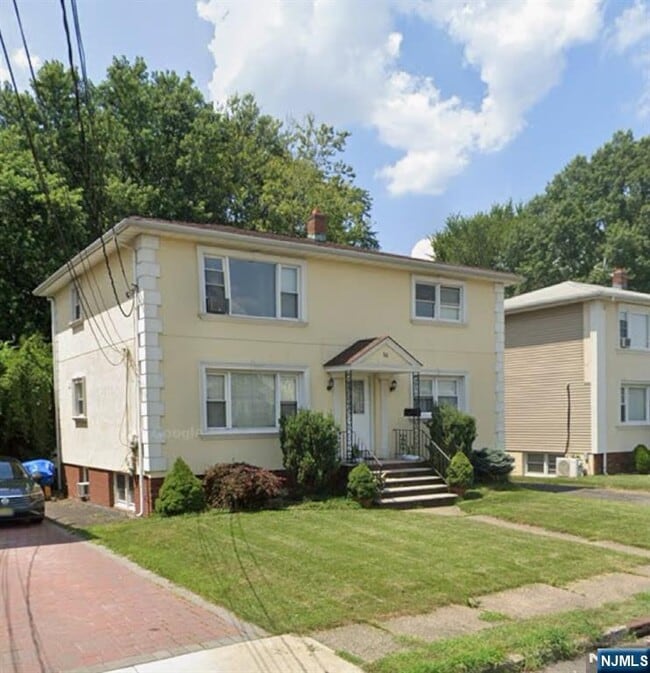 Building Photo - 50 Chobot Ln