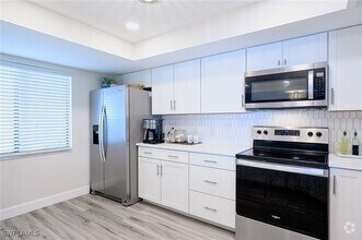 Building Photo - 586 Beachwalk Cir