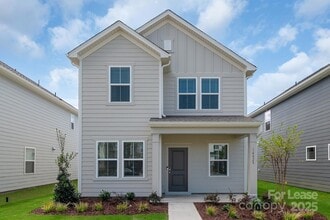 Building Photo - 14028 Penbury Ln