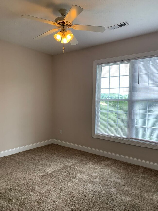 Foto del edificio - 2 Bedroom 2 Bath Townhouse