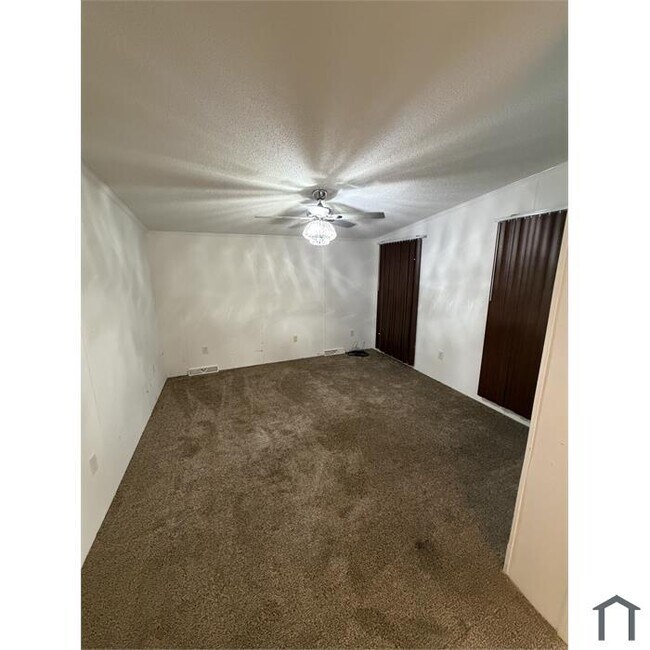 Foto del edificio - 1269 Ira B Tart Rd