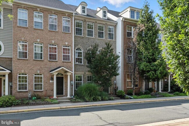 Foto del edificio - 6980 Landseer Drive