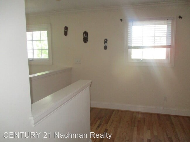 Building Photo - 3 br, 2 bath House - 3812 War Hill Green
