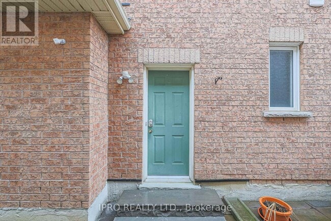 Building Photo - 210 Miller Dr