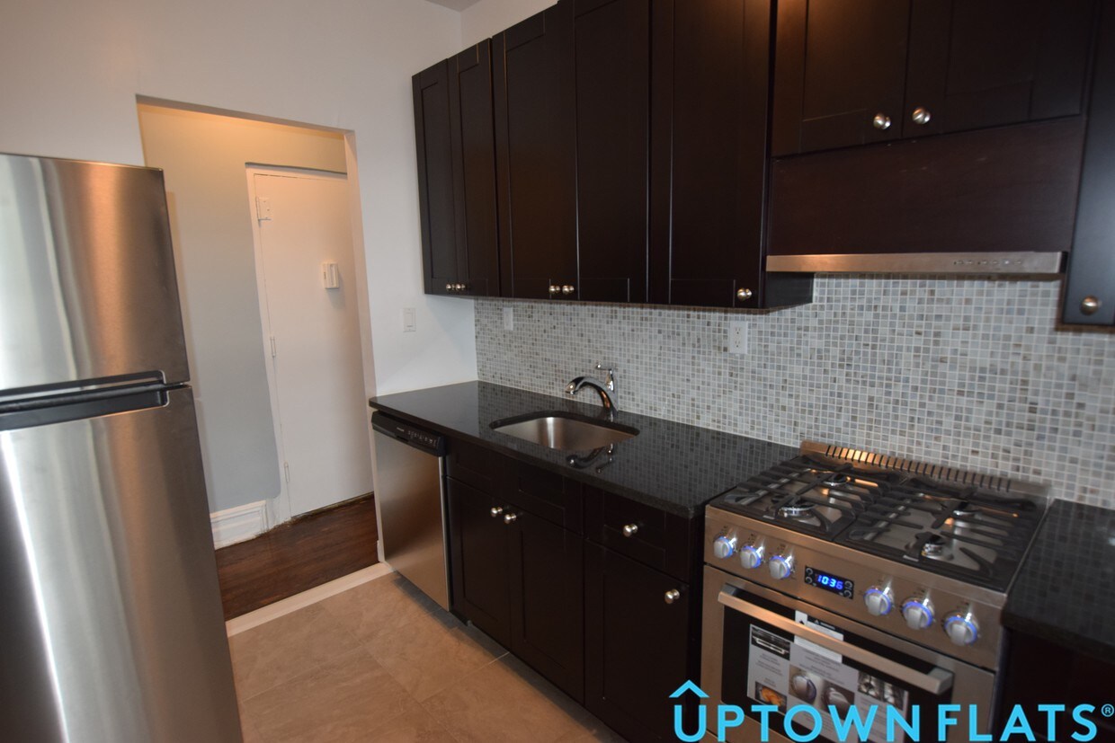 Foto principal - 754 E 23rd St